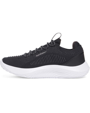 UA Dynamic 2 