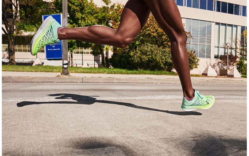 BRZO JE UPRAVO POSTALO BRŽE ZAHVALJUJUĆI UNDER ARMOUR PATIKAMA